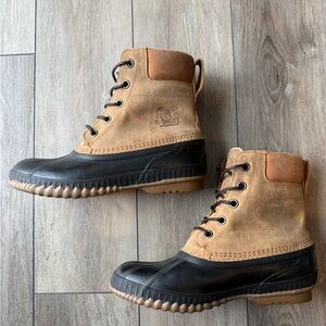 Sorel Men’s Cheyanne II Lace Duck Boots Size 11